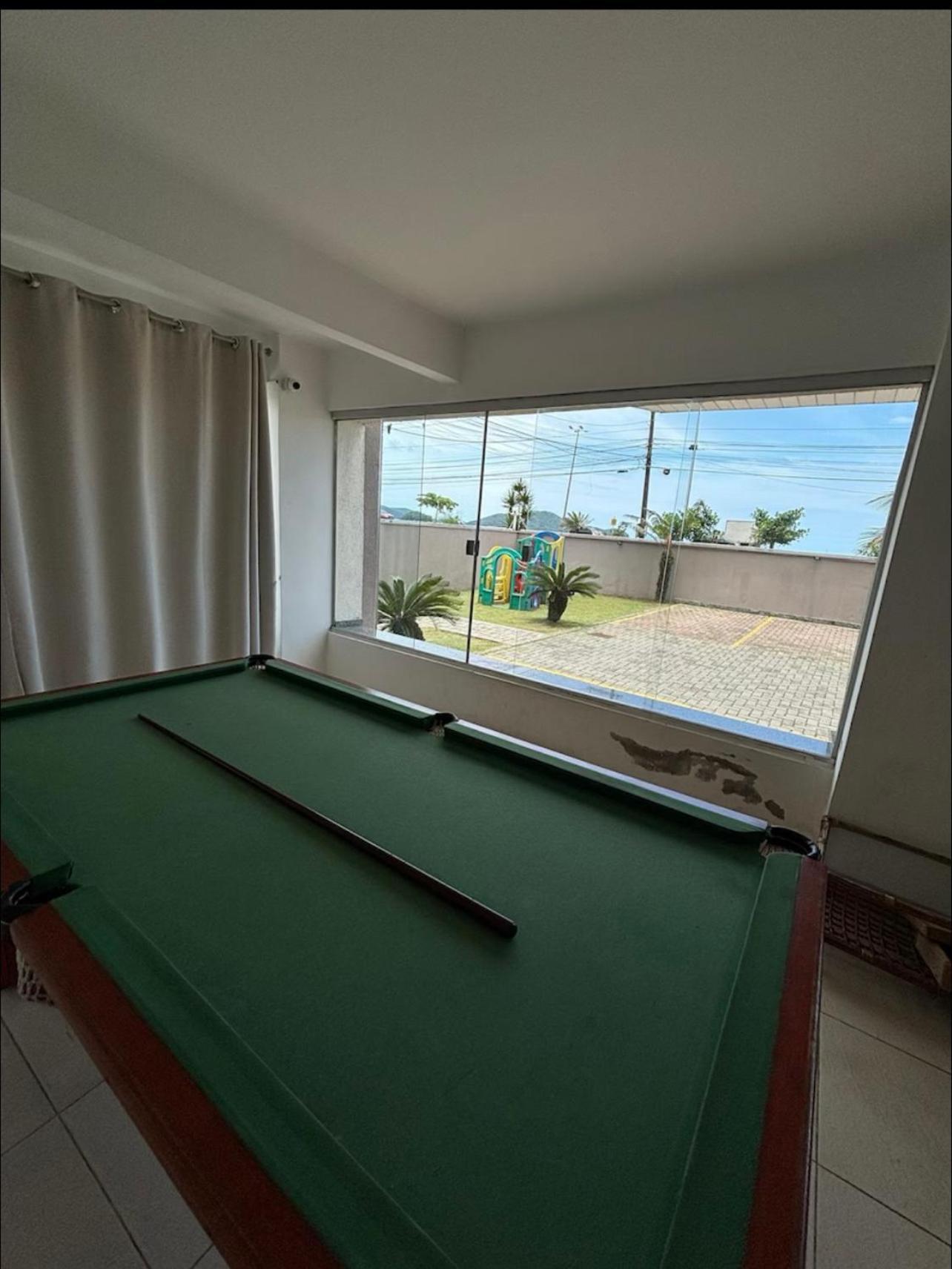 Apartamento Beira Mar - Praia Massaguacu Caraguatatuba Esterno foto