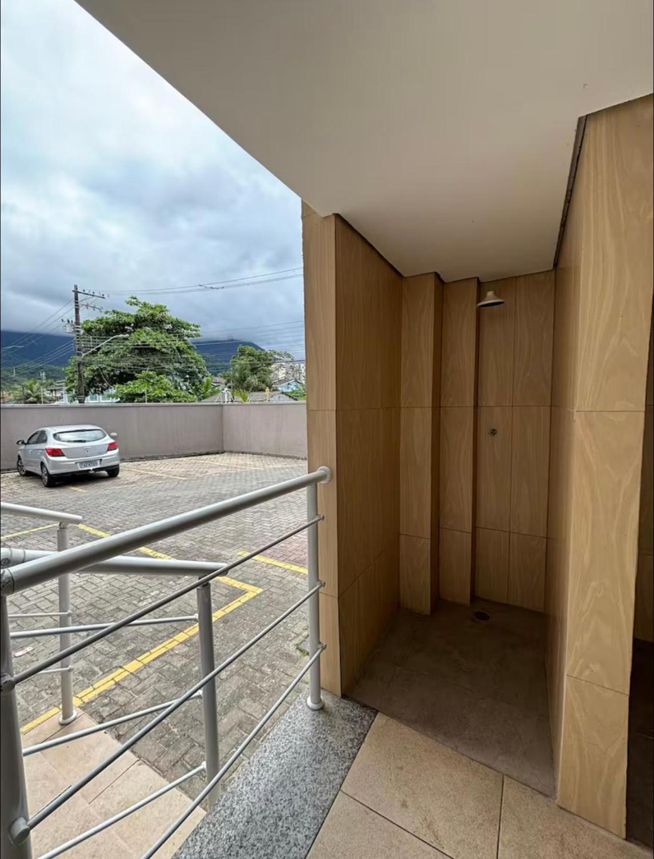 Apartamento Beira Mar - Praia Massaguacu Caraguatatuba Esterno foto